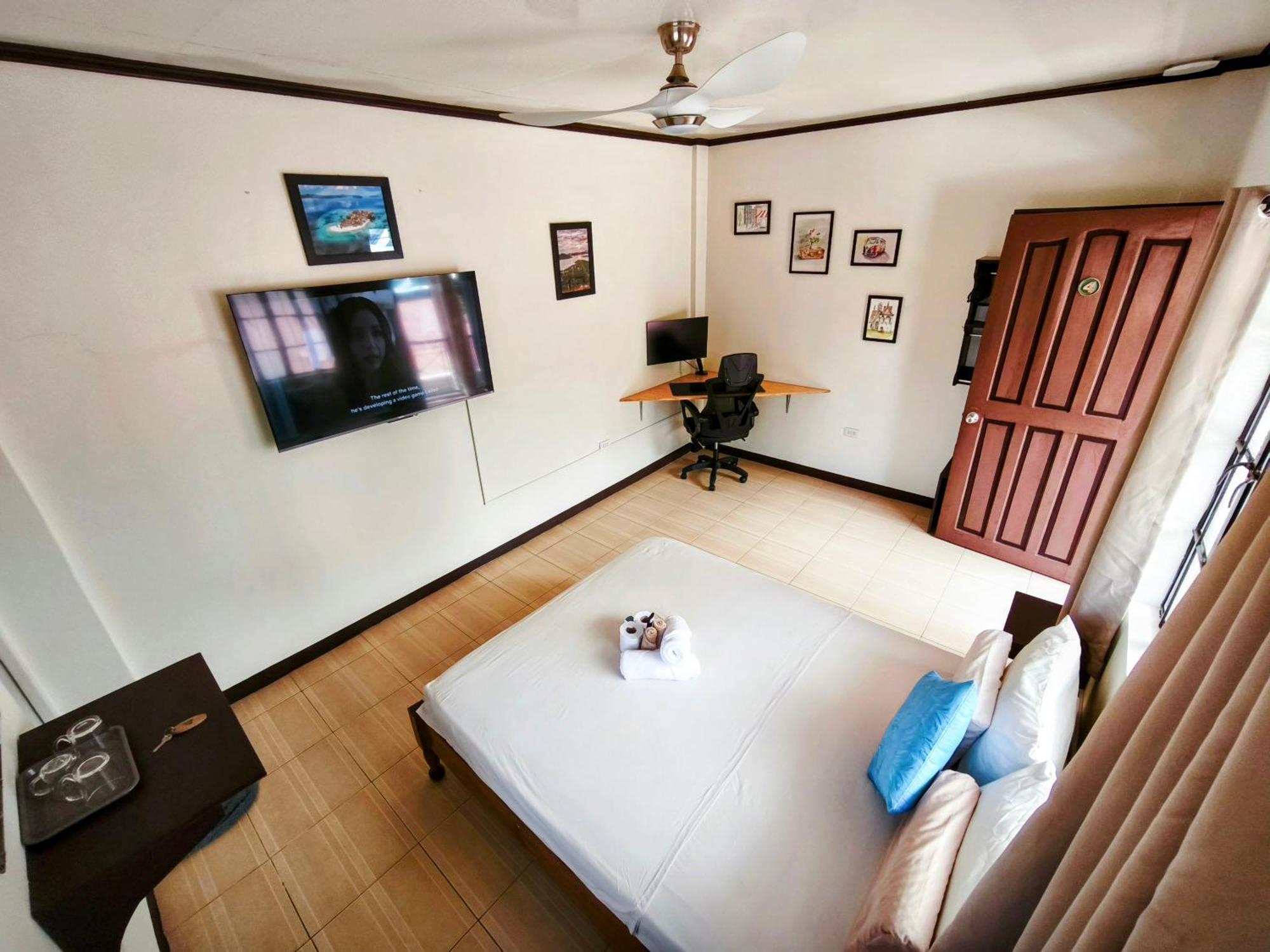 Digital Nomad Place - City Center โกรอน ภายนอก รูปภาพ